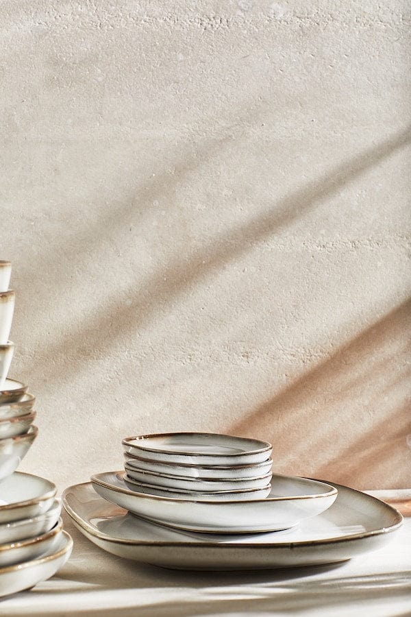 Ikea GLADELIG - Plate, grey, 31x19 cm