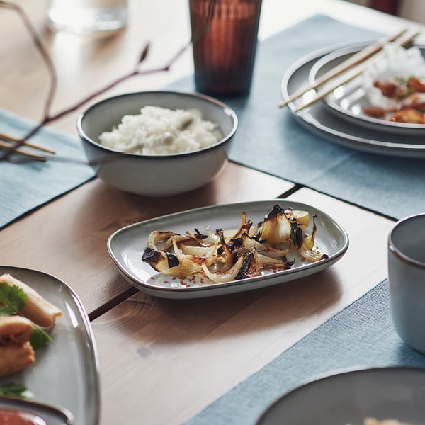 GLADELIG plate, grey, 20x13 cm