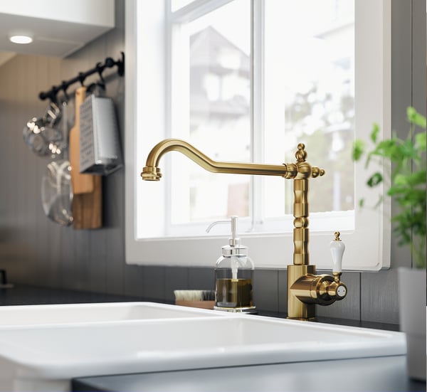 GLITTRAN kitchen mixer tap, brass-colour