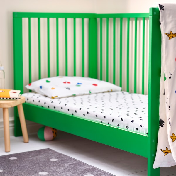 GRÖNFINK - Cot sheet with corners, white/tree motif,60x120 cm