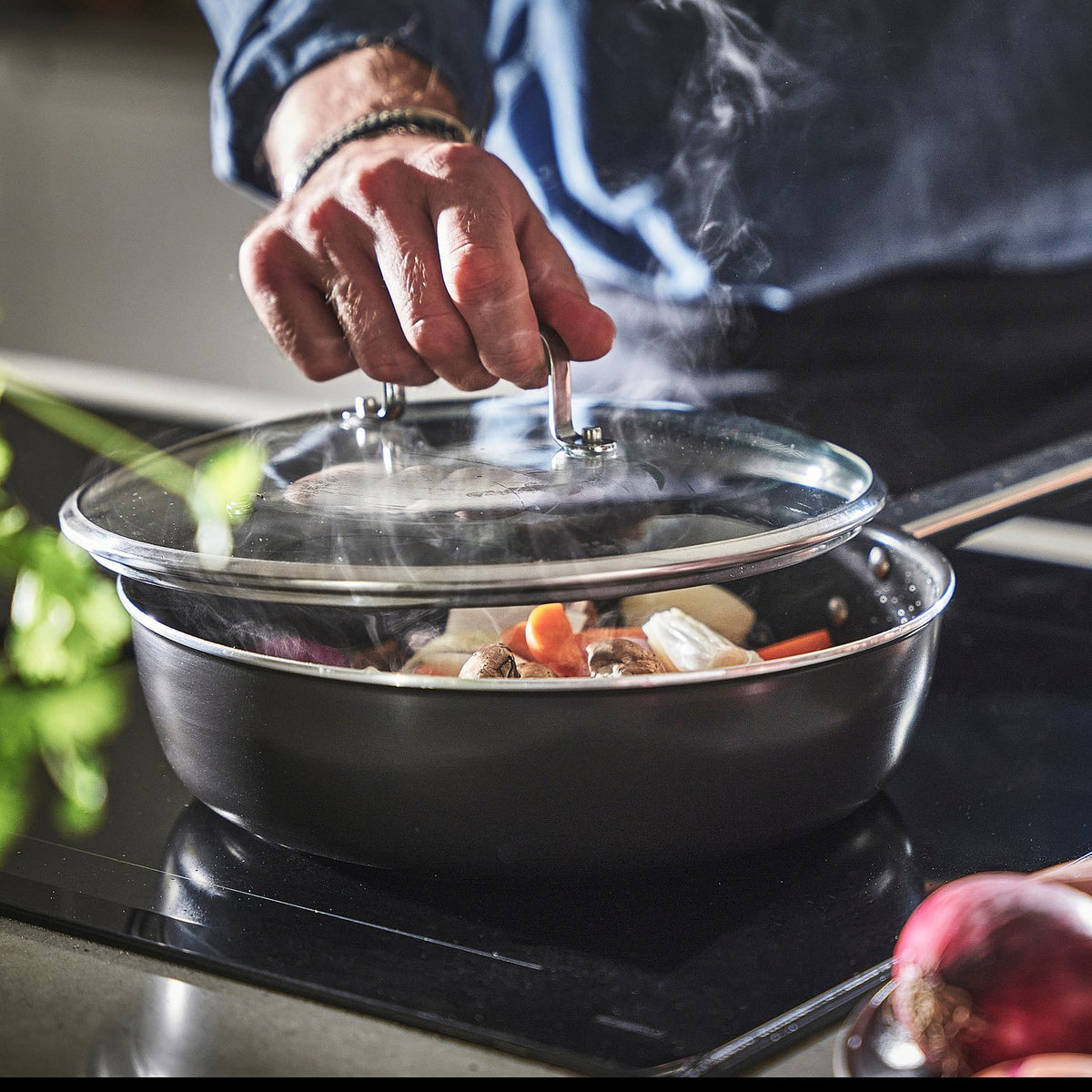 GULDÖRING sauté pan with lid, non-stick coating glass/black-grey, 28 cm