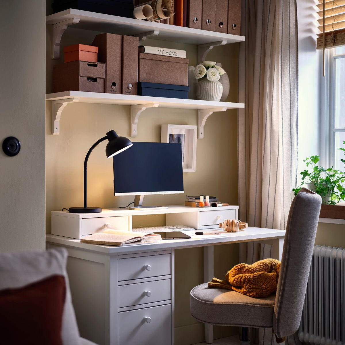 GULLABERG desk, white, 120x65x75 cm