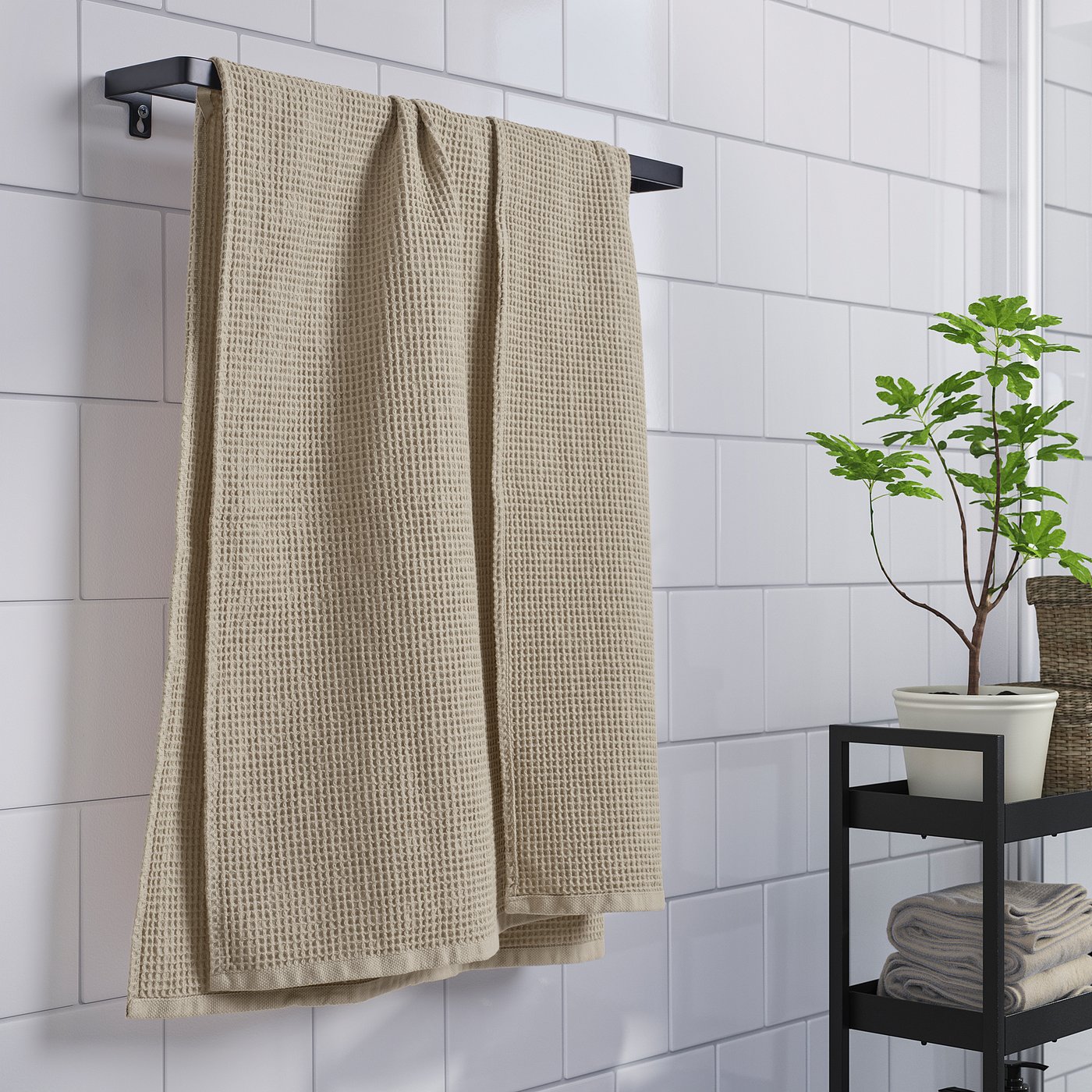 GULLDYNA bath towel, beige, 70x140 cm