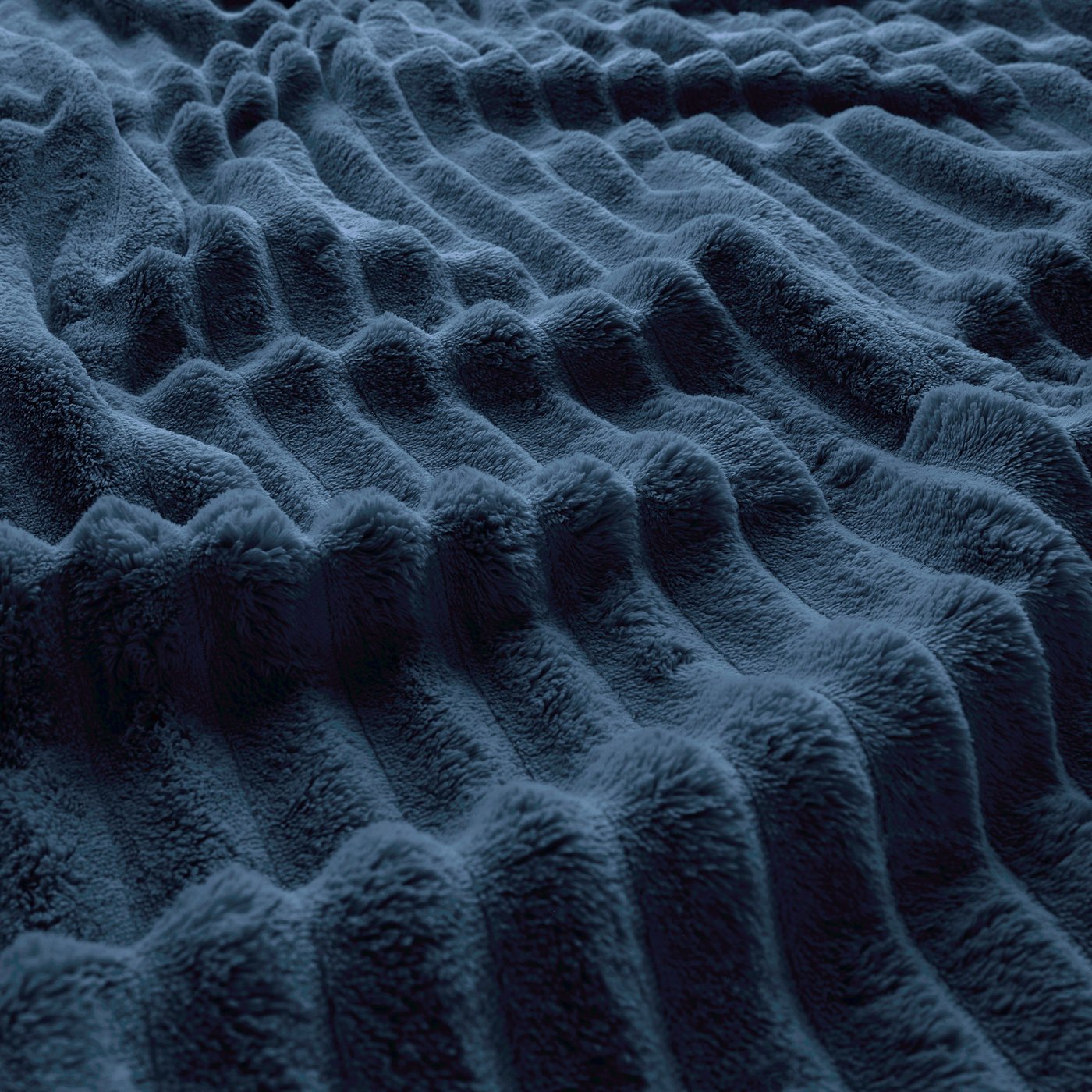 GULLSTRÅLE bedspread, dark blue, 230x250 cm