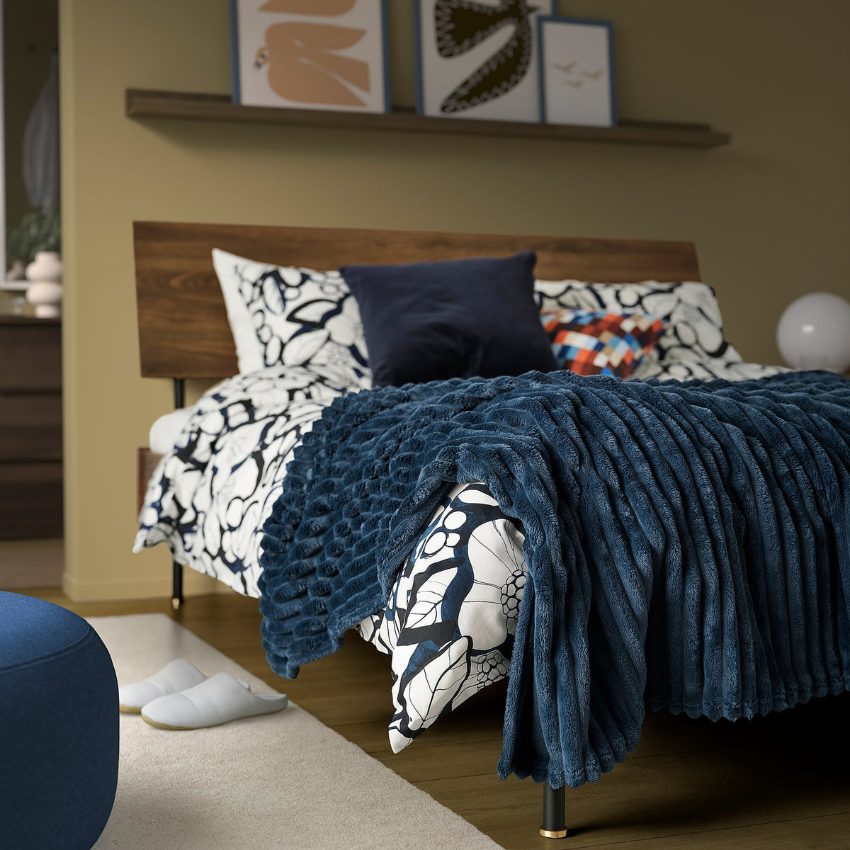 GULLSTRÅLE bedspread, dark blue, 150x250 cm
