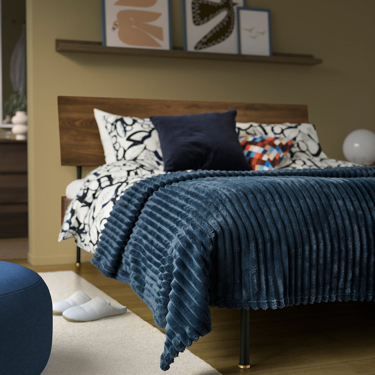 GULLSTRÅLE bedspread, dark blue, 230x250 cm