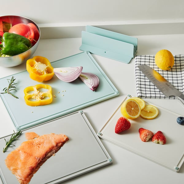 GUMMIHAJ holder with 3 chopping boards, mixed colours