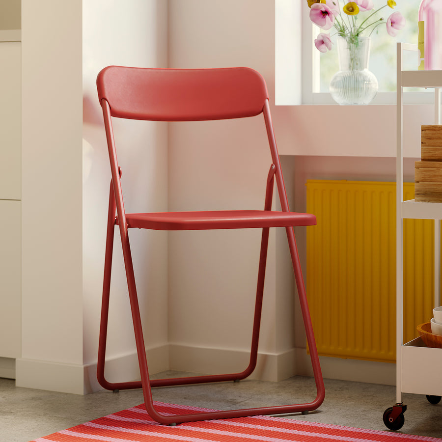 GUNDE / VIHALS table and 2 folding chairs, folding black/red, 67x67 cm
