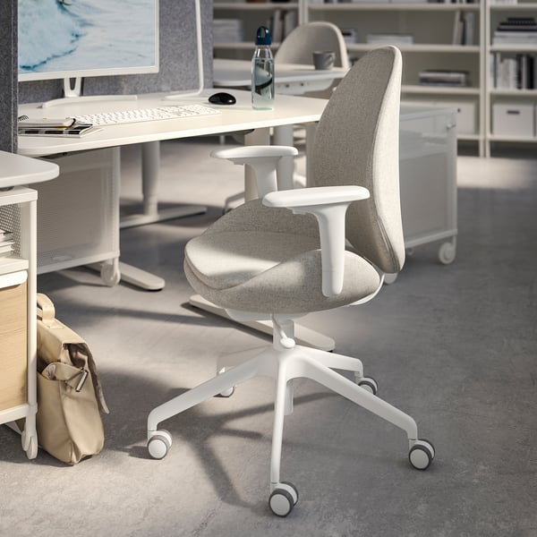 HATTEFJÄLL office chair with armrests, Gunnared beige/white, 68 cm