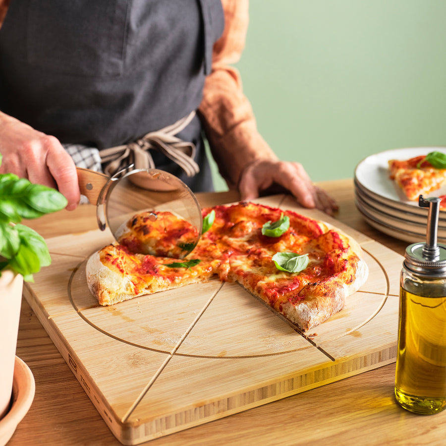 HAVSTULPAN chopping board, bamboo, 35x35 cm