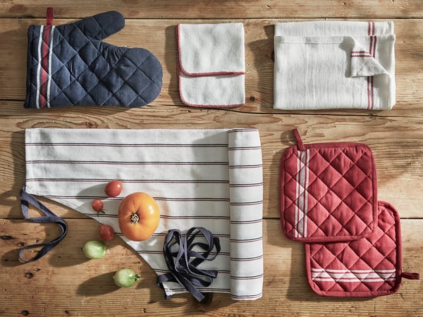 HILDEGUN tea towel, red, 45x60 cm