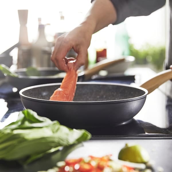 Ikea HUSKNUT - Frying pan, non-stick coating black,28 cm