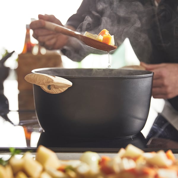 HUSKNUT pot with lid, non-stick coating black, 4.7 l