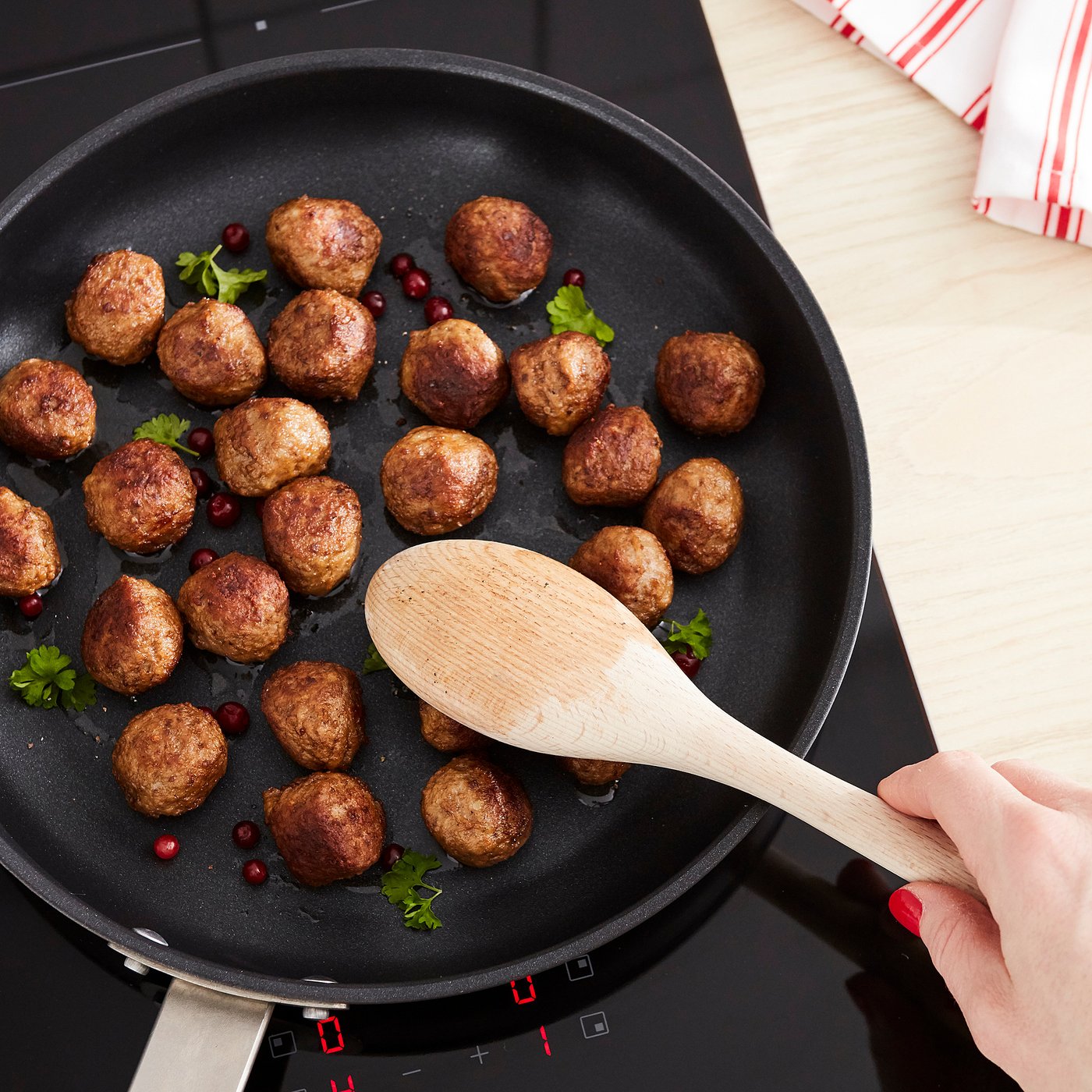HUVUDROLL meatballs, frozen, 1000 g