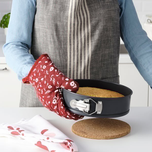 INAMARIA - Oven glove, patterned/red