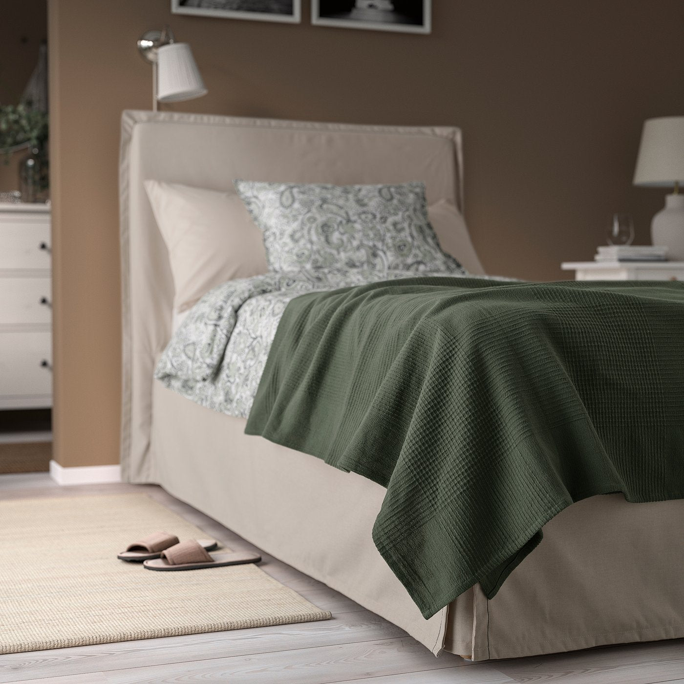 INDIRA bedspread, grey-green, 150x250 cm