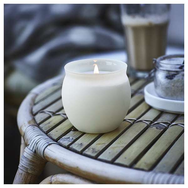 JÄMLIK scented candle in glass, Vanilla/light beige, 50 hr