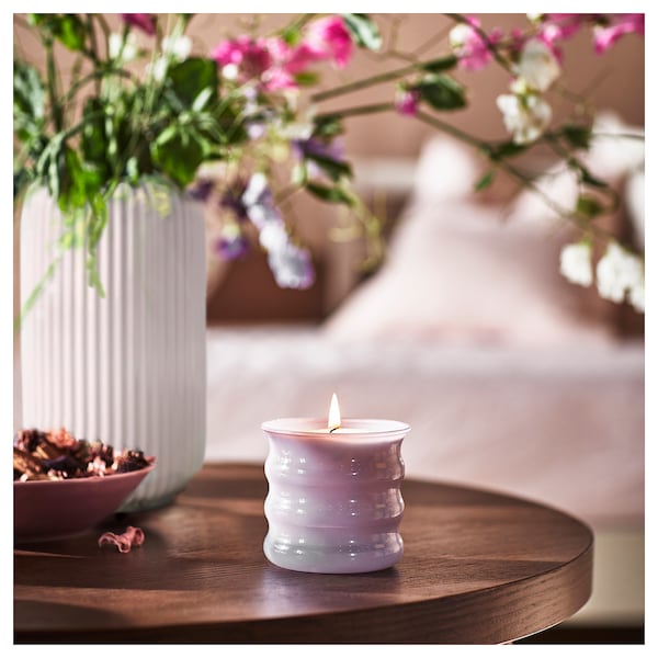 JÄMNMOD - Scented candle in glass, Sweet pea/purple, 50 hr