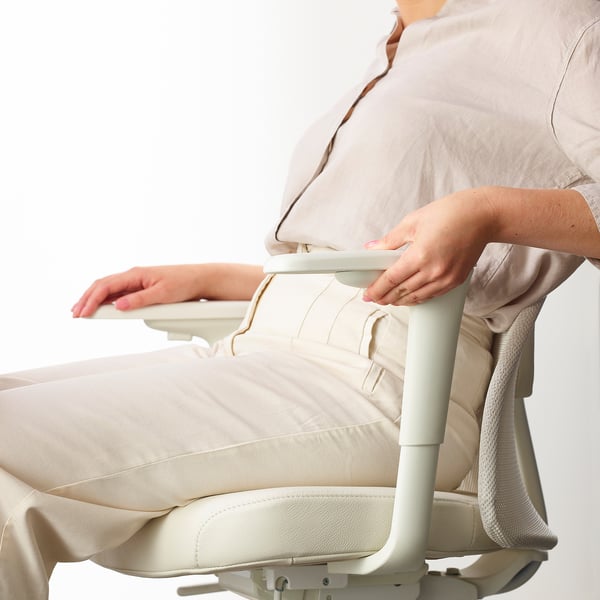 JÄRVFJÄLLET office chair with armrests, Grann white, 68 cm