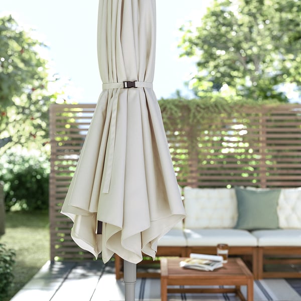 JOGGESÖ / IGGÖN parasol with base, tilting light grey-beige/dark grey, 300 cm