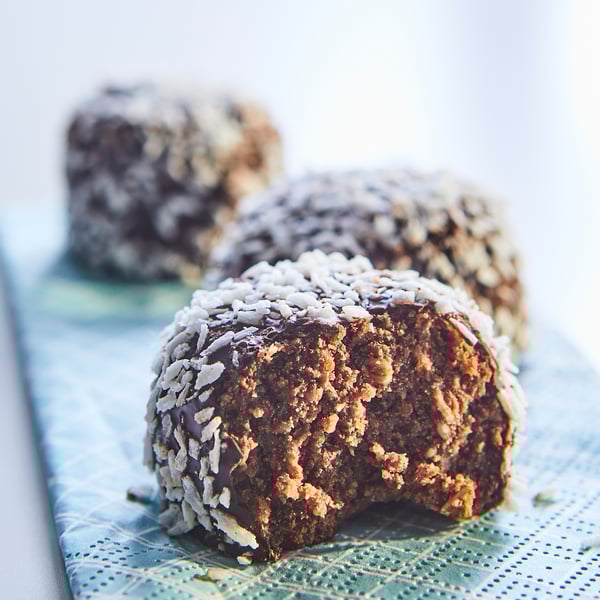 KAFFEREP oat pastry with cocoa and coconut, Rainforest Alliance Certified