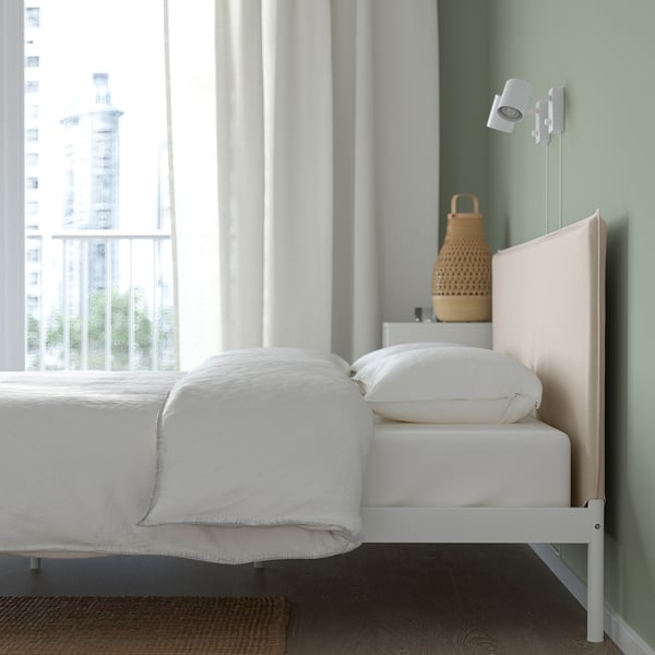 KLEPPSTAD bed frame, white/Vissle beige, 140x200 cm