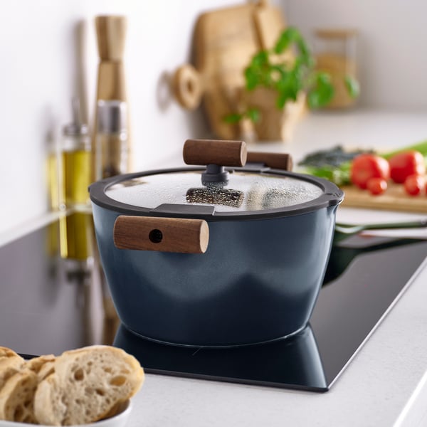 KLIPPFISK pot with lid, non-stick coating glass/wood black-blue, 5 l