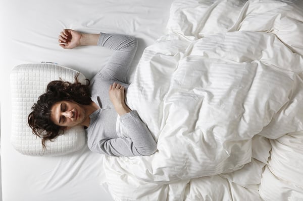 KLUBBSPORRE ergonomic pillow, side/back sleeper, 41x70 cm