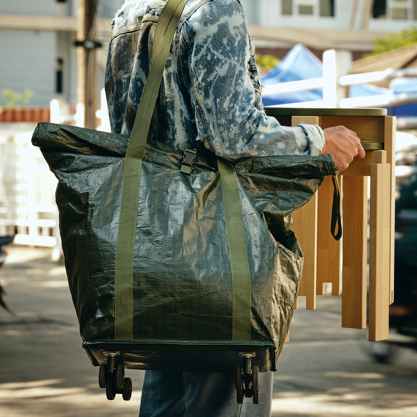 KOMPISHÄNG shopping bag on wheels, green, 40x30x81 cm