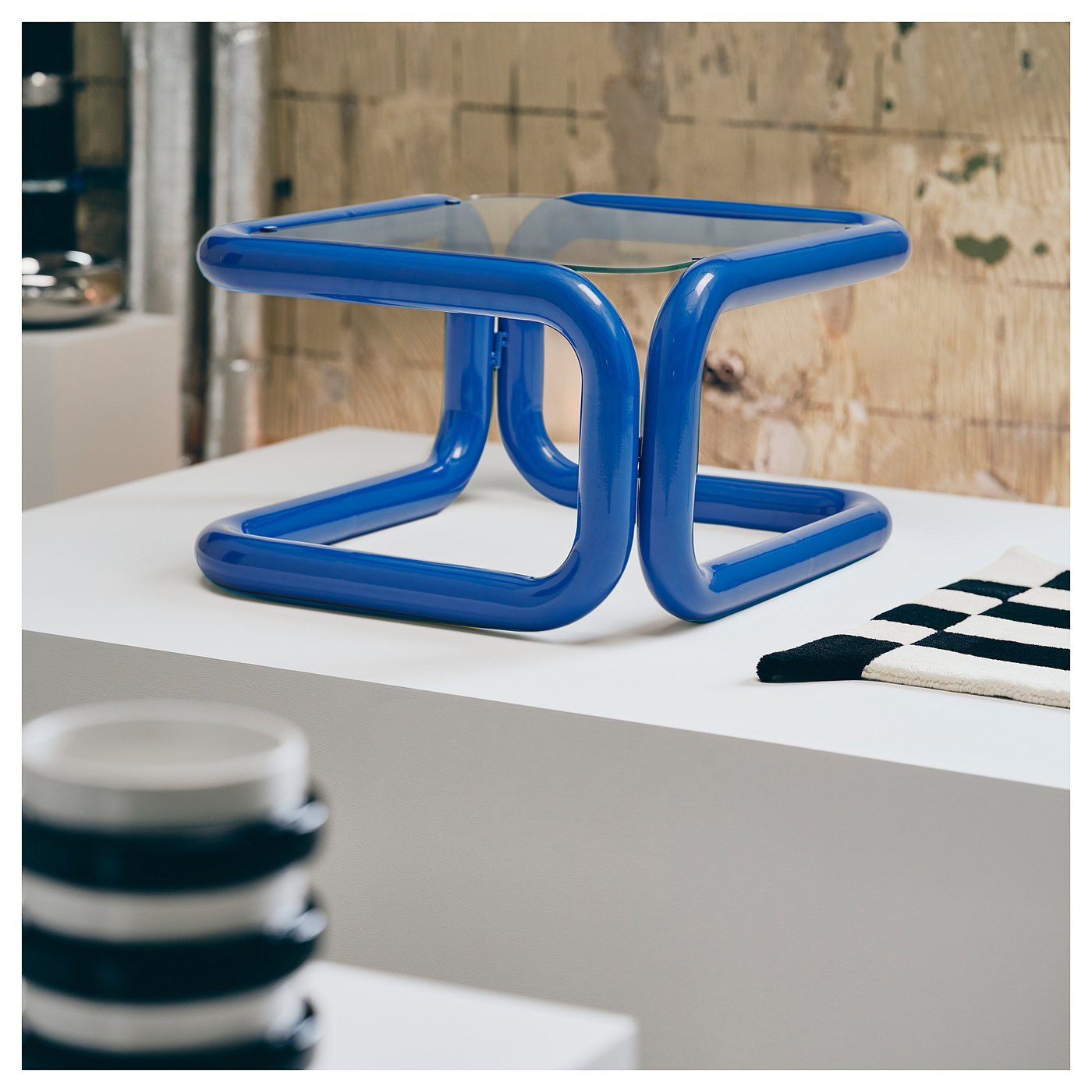 KONSTRUNDA side table, blue, 71x62x38 cm