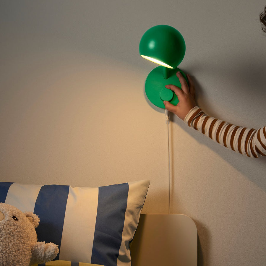 KORVSNÖRE LED wall lamp, dimmable/green, 12.0x20.7x29.3 cm