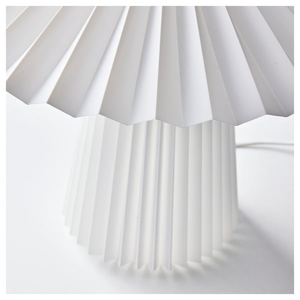 KUDDLAVA table lamp, pleated white, 28 cm