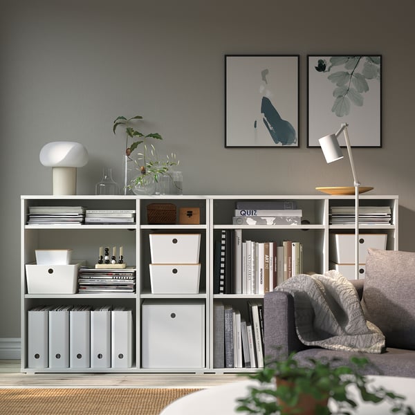 KUGGIS - KUGGIS Magazine file, white