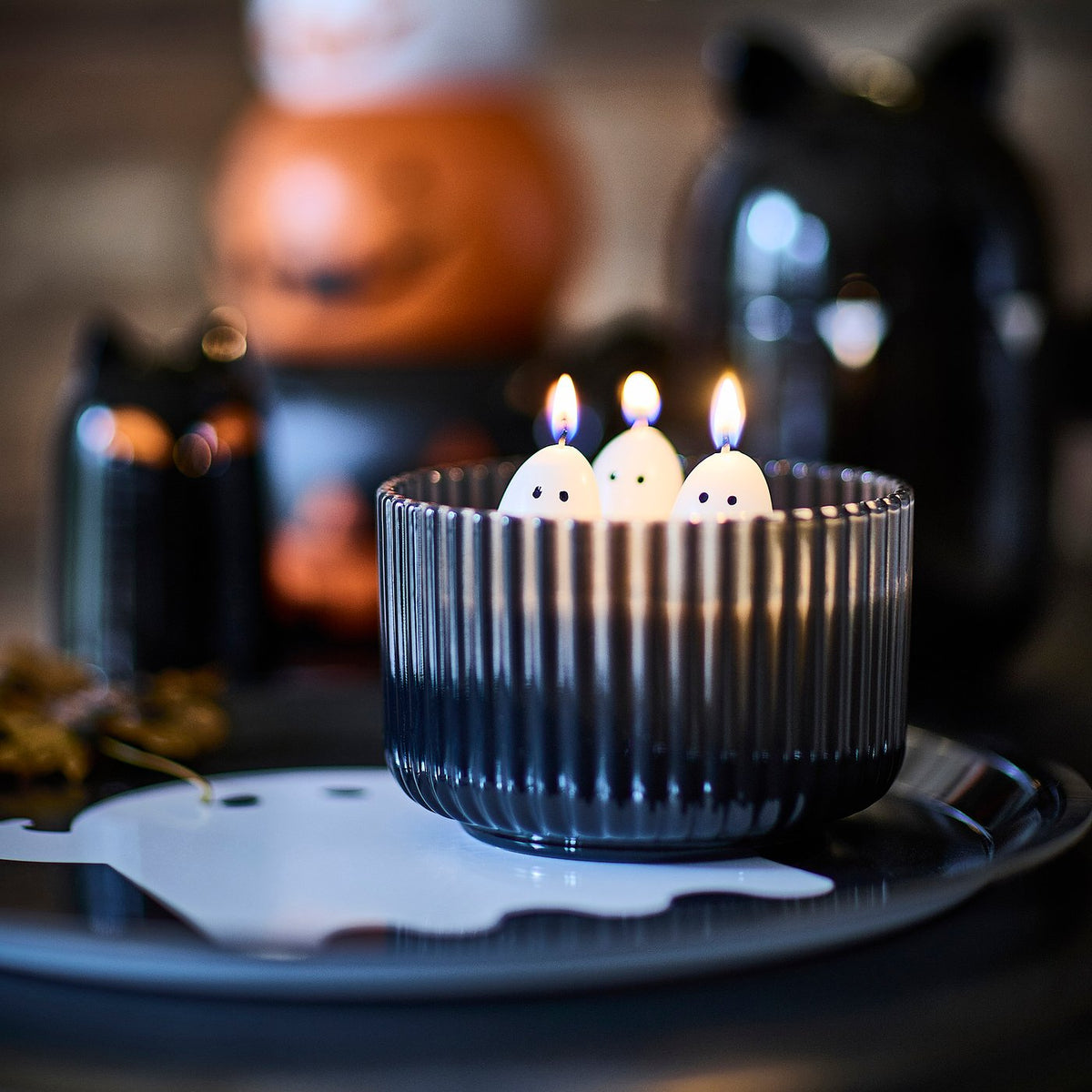 KUSTFYR scented candle in glass, 3 wicks, Jelly candy ghost/black/white, 28 hr