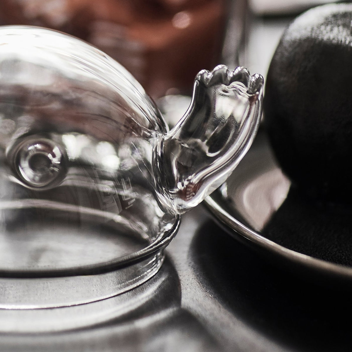 KUSTFYR bowl with lid, ghost clear glass, 13 cm