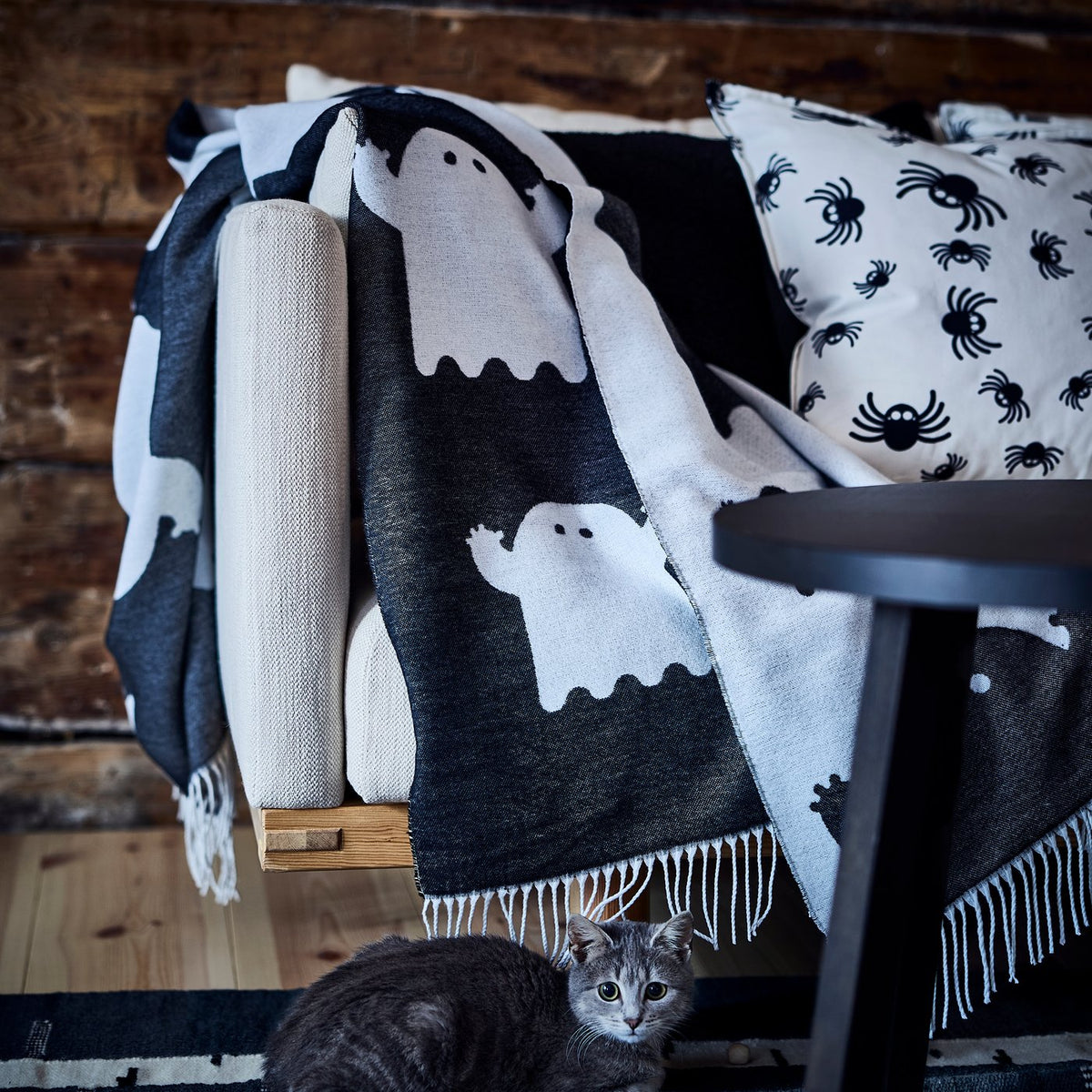 KUSTFYR throw, ghost pattern black/white, 130x170 cm