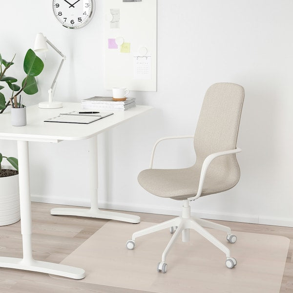 LÅNGFJÄLL Office chair with armrests - Gunnared beige/white ,