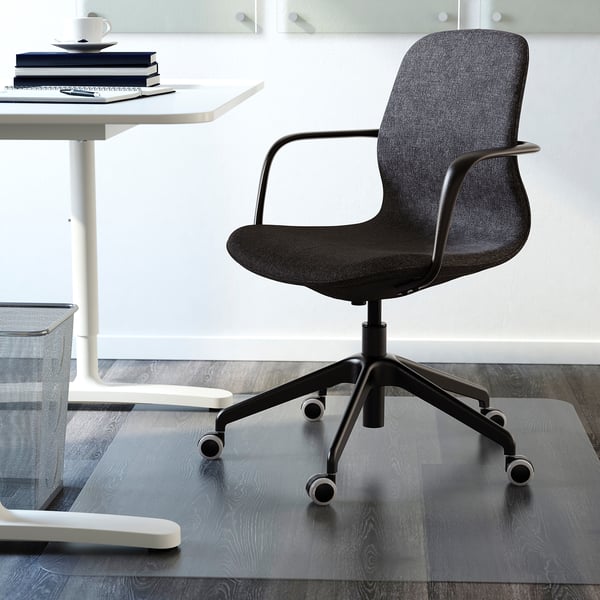 LÅNGFJÄLL conference chair with armrests, Gunnared dark grey/black, 68 cm