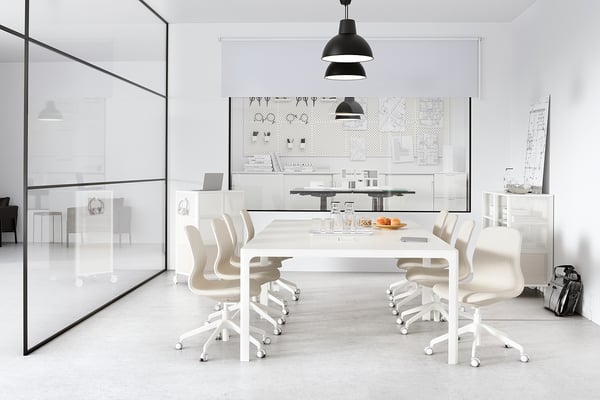 LÅNGFJÄLL conference chair, Gunnared beige/white, 68 cm