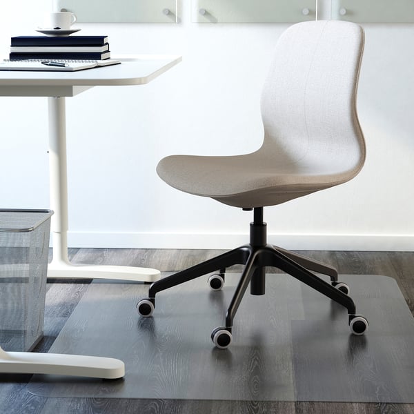 LÅNGFJÄLL conference chair, Gunnared beige/black, 68 cm