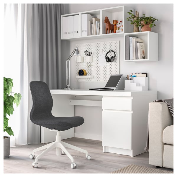LÅNGFJÄLL conference chair, Gunnared dark grey/white, 68 cm