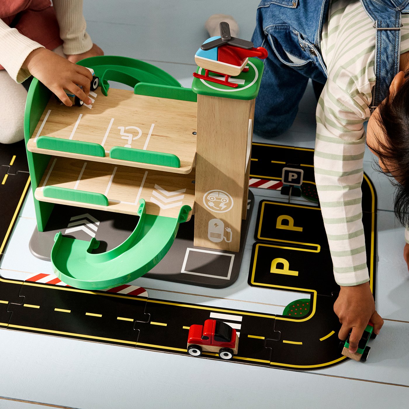 LILLABO garage with car and helicopter, multicolour, 35x42 cm