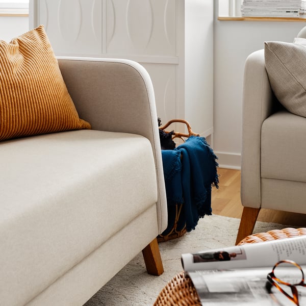 LINANÄS 2-seat sofa, Vissle beige, 137x77.0x80.5 cm