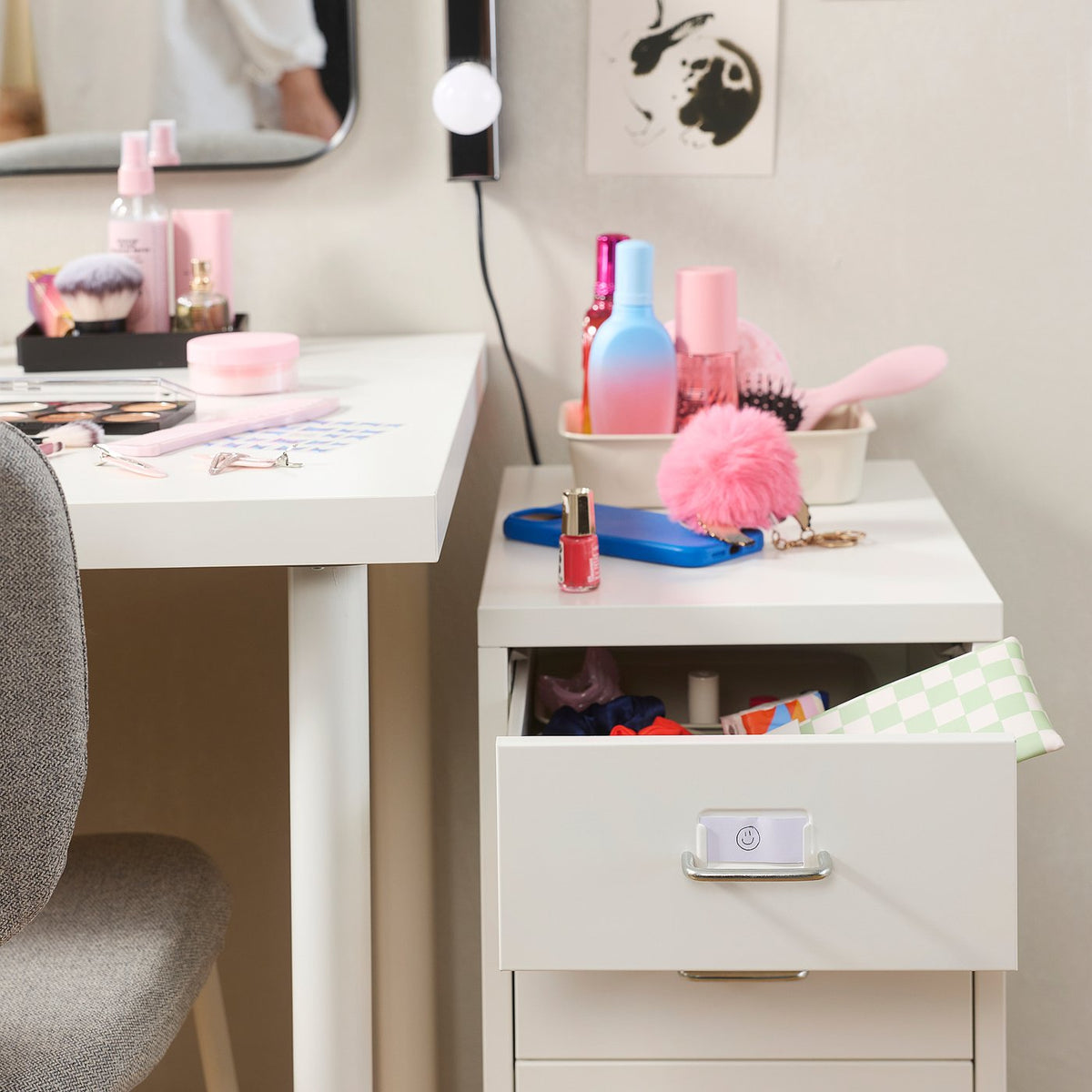 LINNMON / VIHALS desk and chair, white/beige-grey