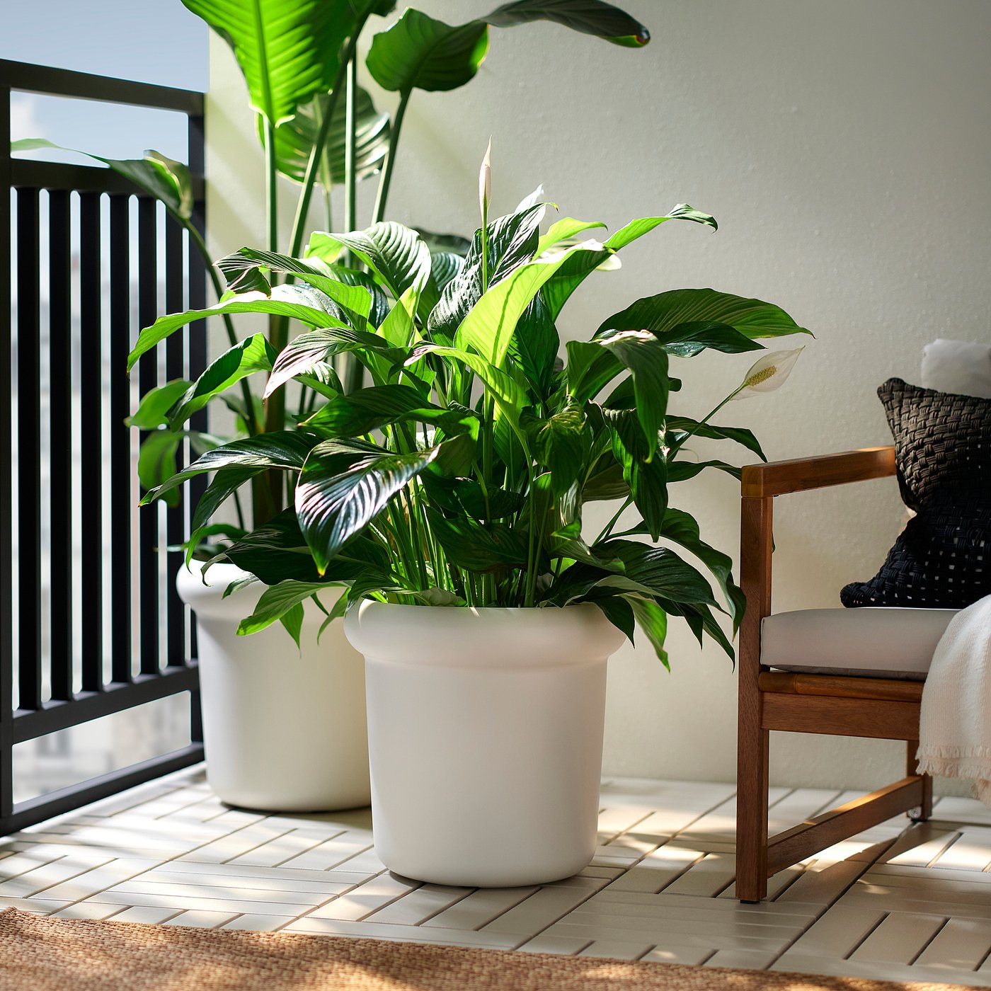 MÅBÄRSBUSKE plant pot, outdoor/off-white, 38 cm