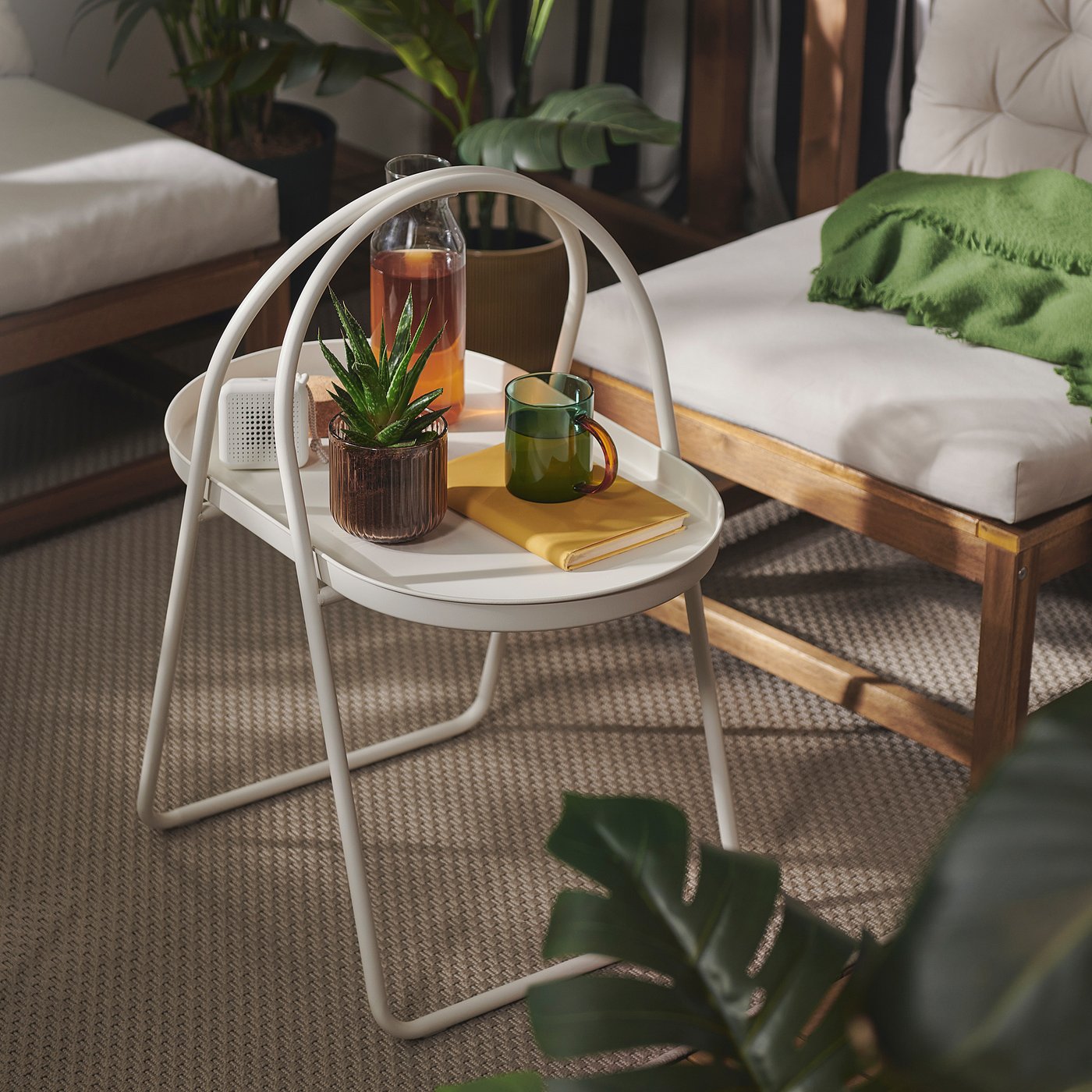MÅBÄRSSKÄR coffee table, outdoor indoor/white, 61x41 cm