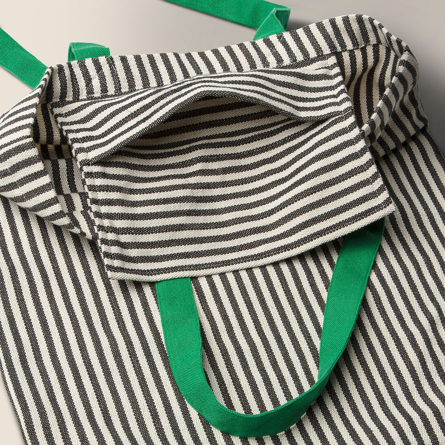MÄVINN bag, green/stripe white/black, 40x41 cm