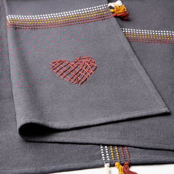 MÄVINN - Throw, grey red/embroidery tassel, 110x170 cm