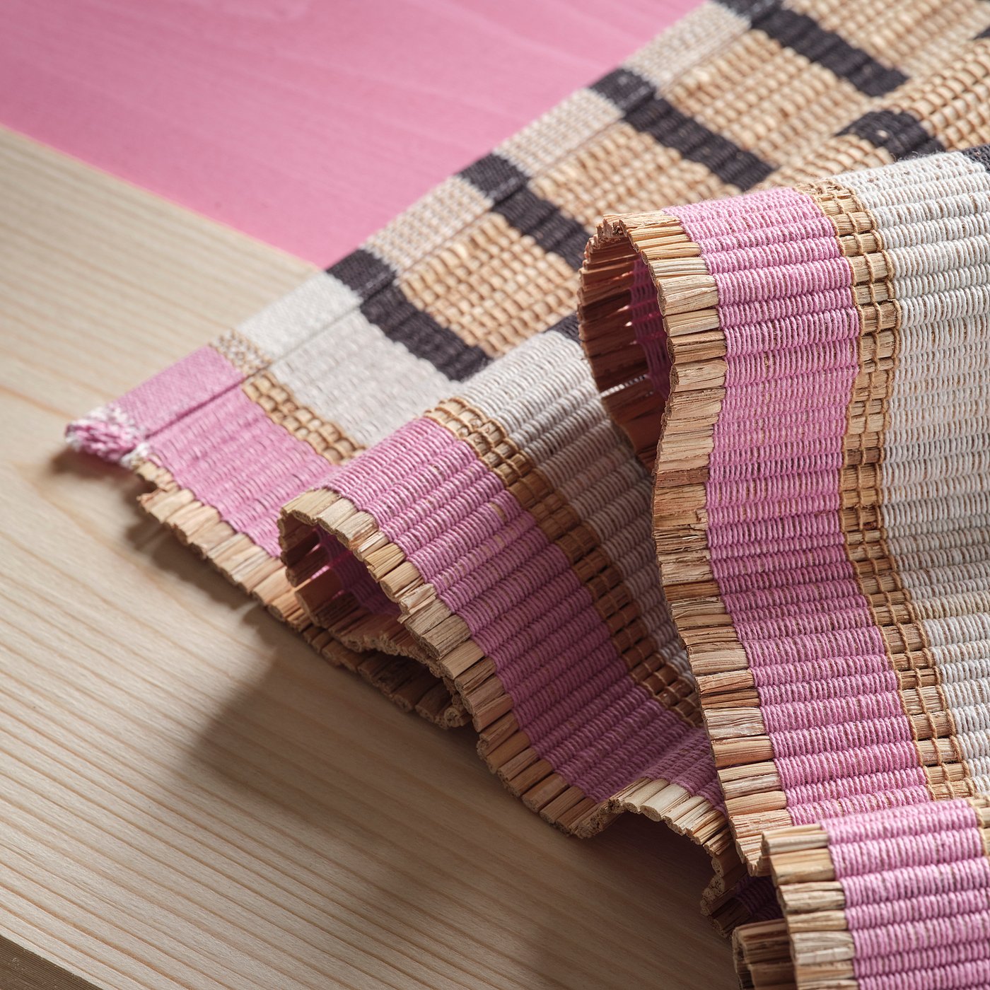 MÄVINN table-runner, banana fibre/stripe pattern, 130x35 cm