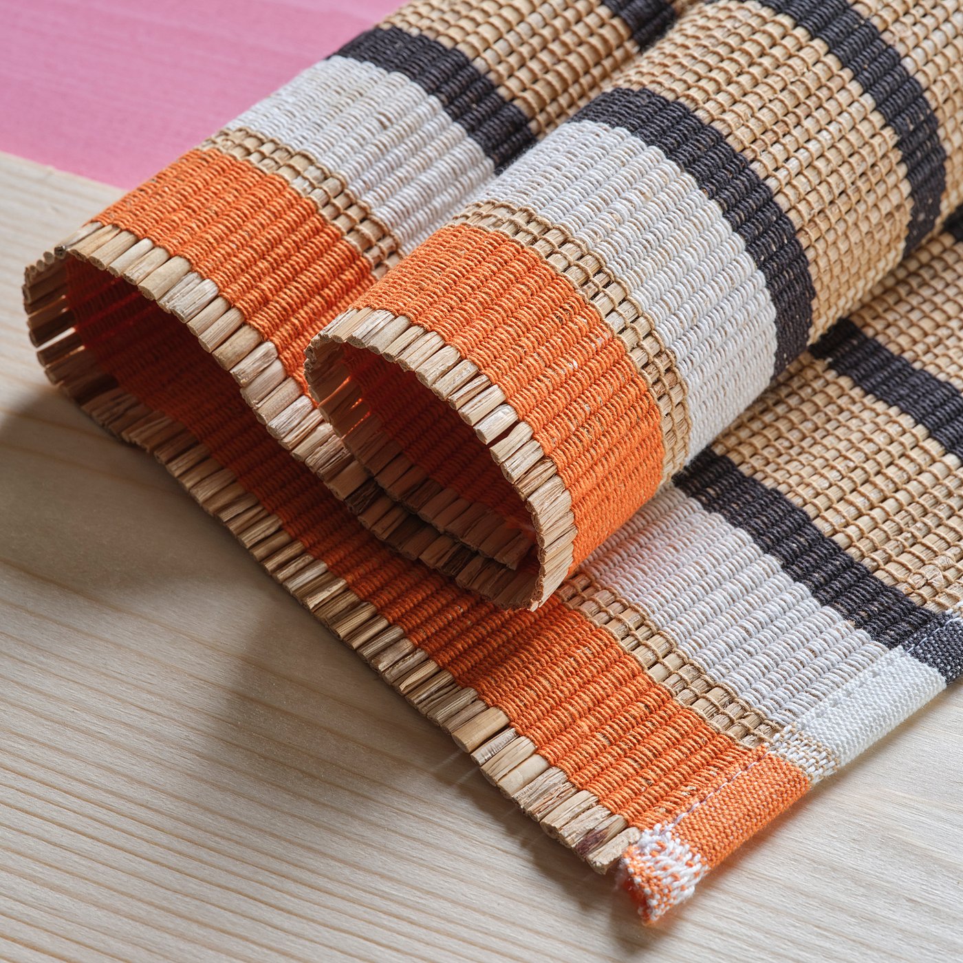 MÄVINN place mat, banana fibre/stripe pattern, 35x45 cm